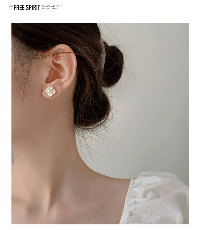 MY32776簡約小巧女珍珠耳飾S925銀針仿貝殼花朵銀耳釘2020年新款耳環韓國