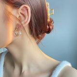MY34047 歐美風珍珠金屬耳圈2021年新款潮ins冷淡風耳環氣質網紅銀針耳飾